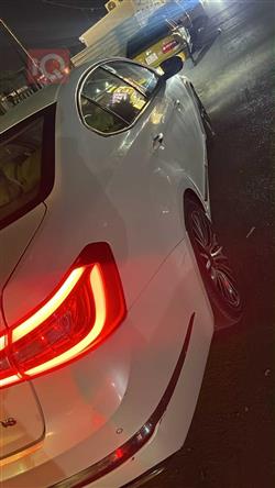 Kia Cadenza